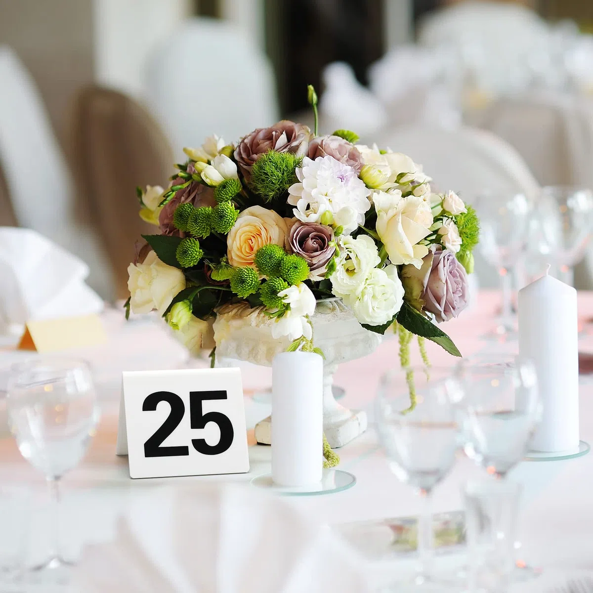 Tuanse 100 numeri da tavolo in acrilico da 1 a 100, double face, minimalisti, per ristoranti, matrimoni, feste, eventi, banchetti, ricevimenti di nozze, 6,3 x 5,1 x 4,1 cm (numero nero)
