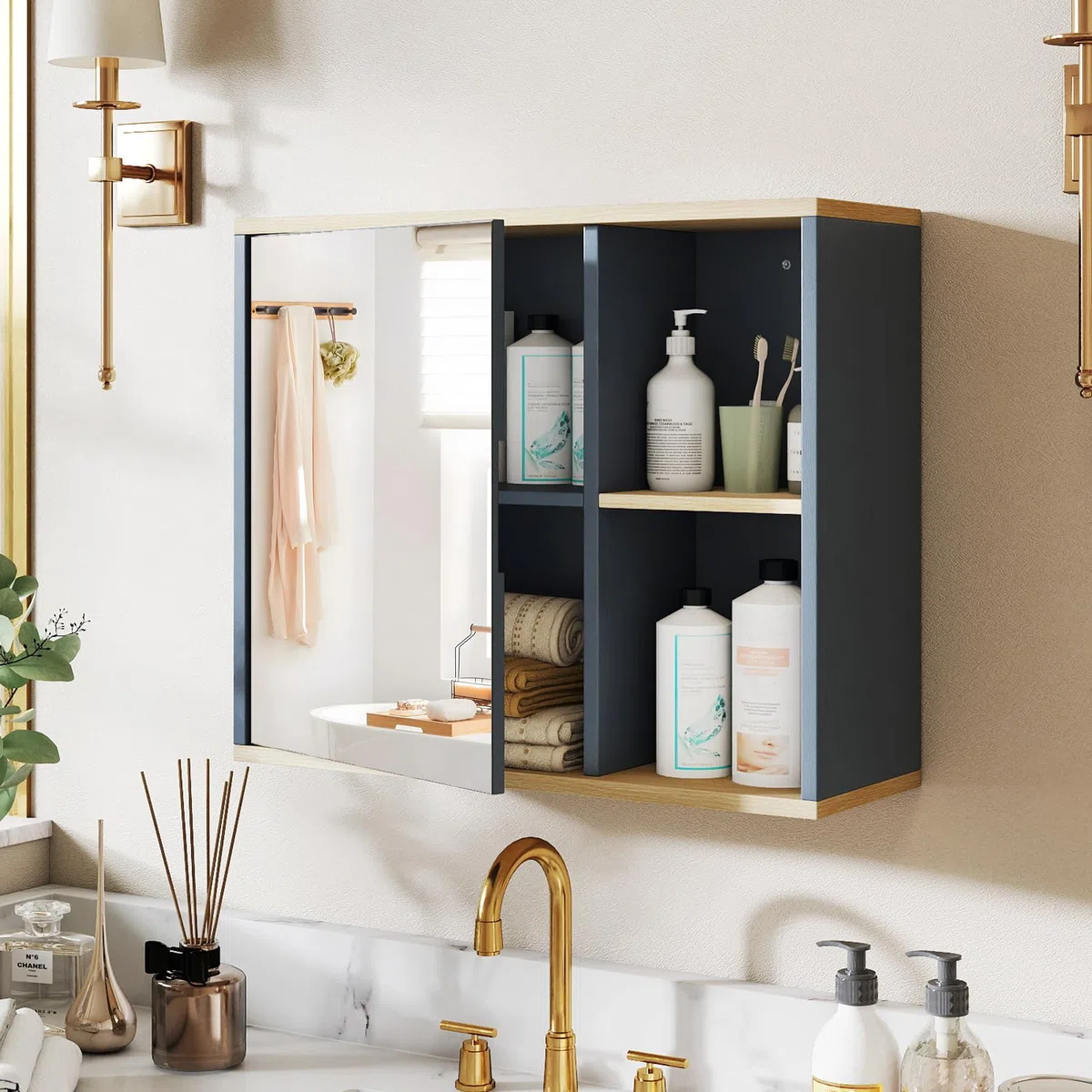 COSTWAY Armadietto Specchio Bagno, Specchiera Bagno da Parete con Porta Specchiata, Ripiano Regolabile e Scomparti Laterali Aperti, Specchio Contenitore Salvaspazio per Soggiorno 60 x 20 x 50 cm