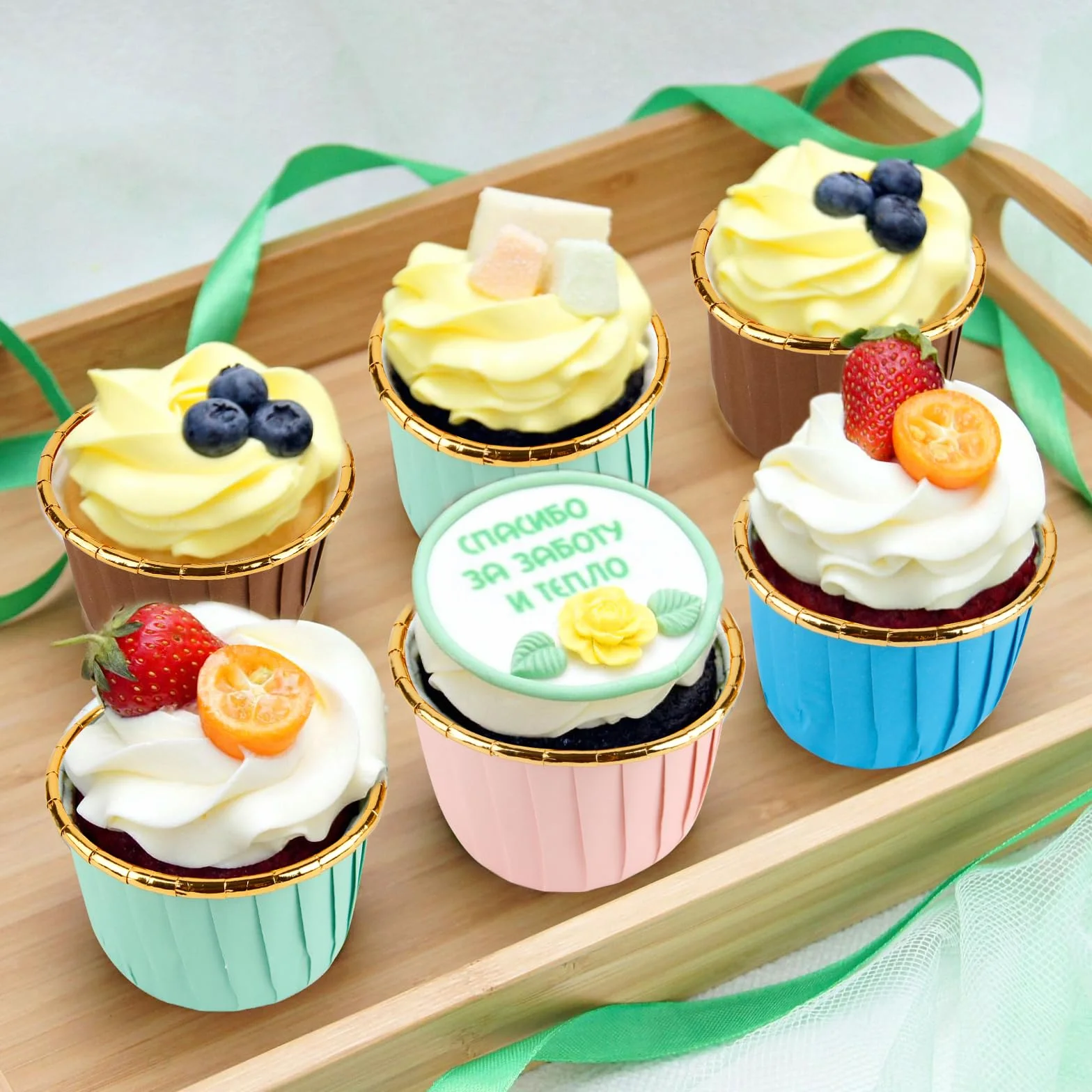 Pirottini per Muffin e Cupcake - 200 Pezzi in Alluminio e Carta - Stampi per Pasticceria e Dolci - Ideali per Feste