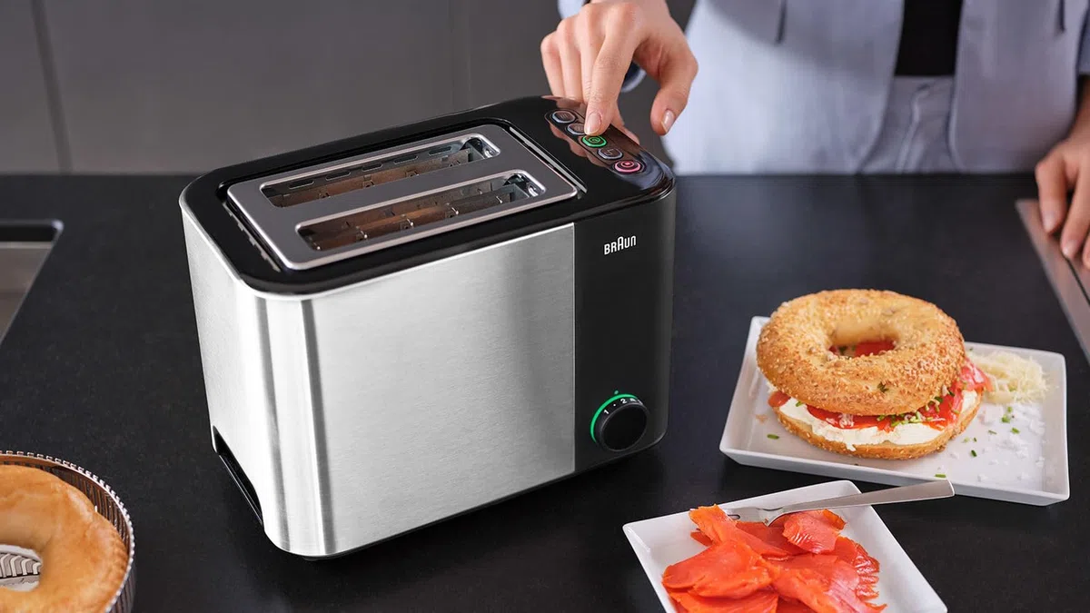 Braun Household HT5015.BK ID Breakfast Collection Tostafette con 13 livelli di tostatura, 3 funzioni, 4 sistemi di sicurezza, Dotato di scaldabrioches e coperchio antipolvere, Nero/acciaio INOX