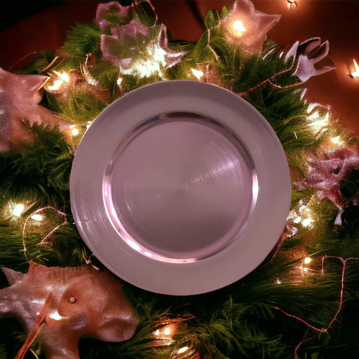 Generico Sottopiatti Rosa Antico SPAZZOLATO Bordo LISCIO, uso Decorativo in plastica Rigida Bordo liscio, Tondo 33 cm, Natale cenone sotto Piatto Natalizio Cenone Capodanno Aperitivo (6 e 12 pz) (6)