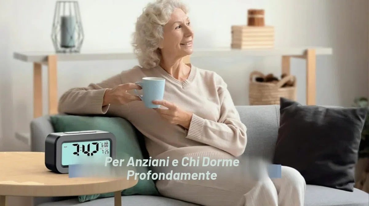 Lesipee - Sveglia Digitale, Orologio per Camera da Letto, Orologio da Scrivania a Batteria, Orologio Digitale con Luce Notturna Intelligente, Display 12/24H, Funzione Snooze per Chi Dorme Molto, per
