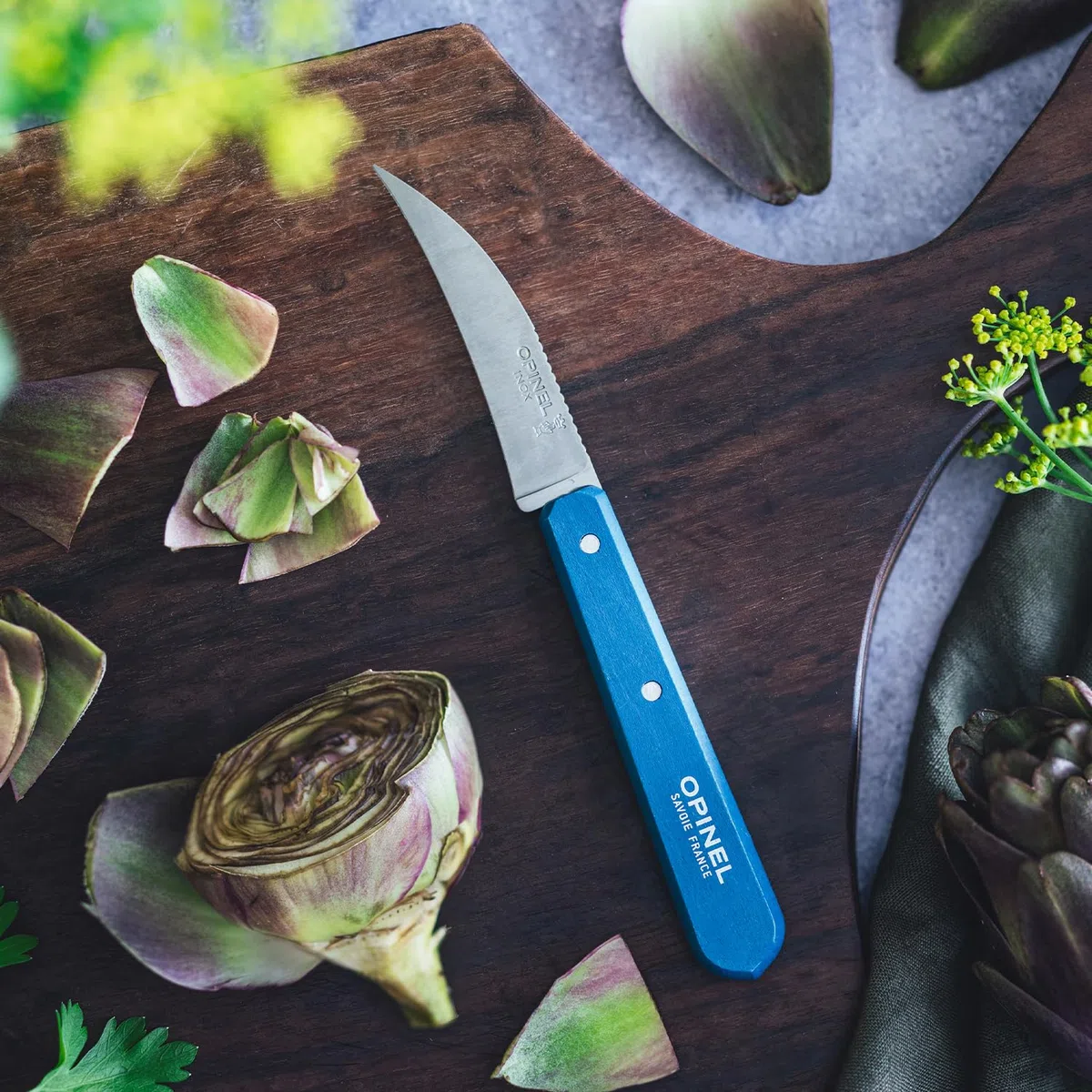 OPINEL Essential No.114 - Coltello per verdure, manico in legno di carlino, prodotto in Francia, colore: Blu scuro