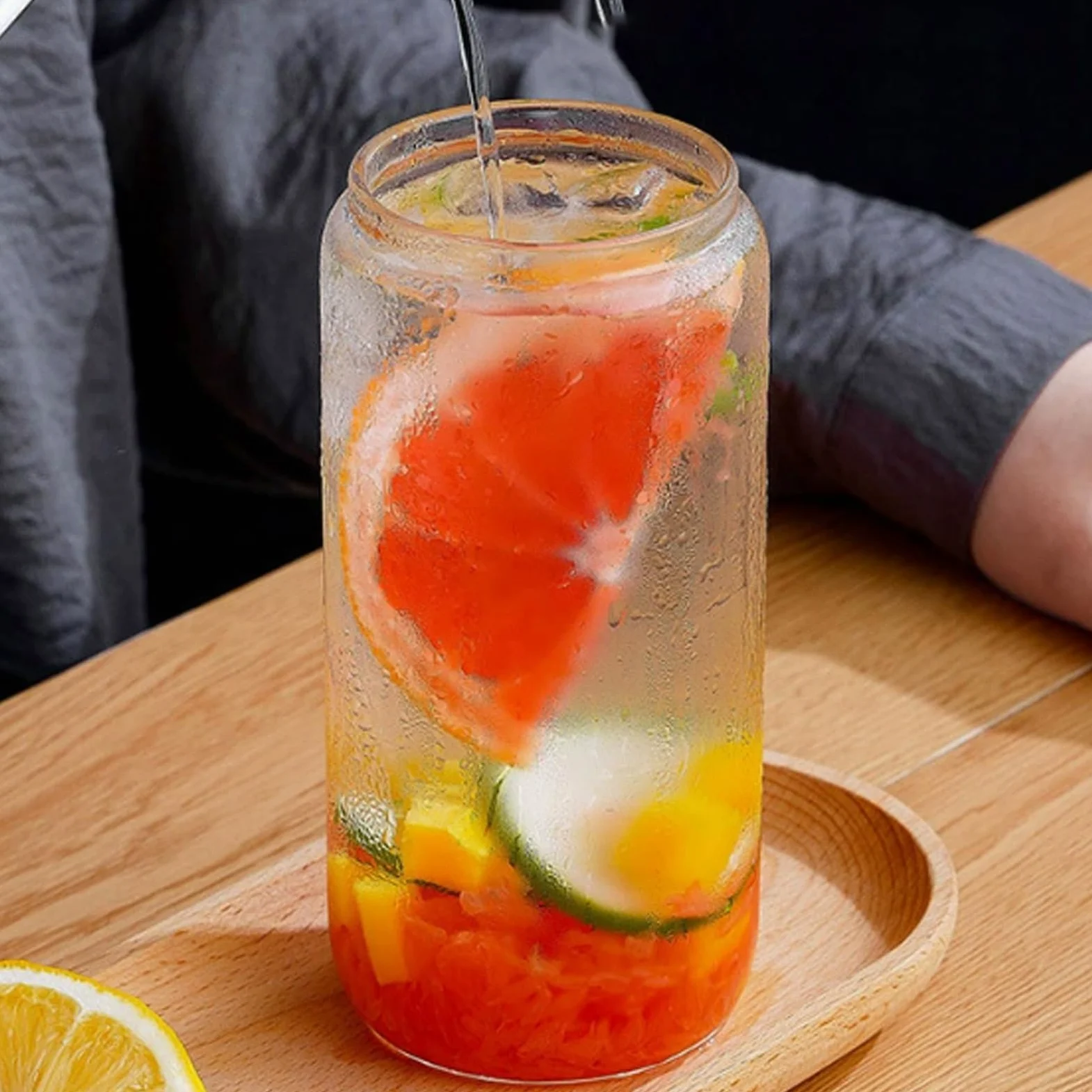 Leikurvo Set di 2 bicchieri da tè con bolle da 500 ml, con 2 coperchi, 2 cannucce e 1 spazzola, bicchieri in vetro con coperchio, bicchieri da caffè ghiacciato, per caffè, cocktail, frullati, birra