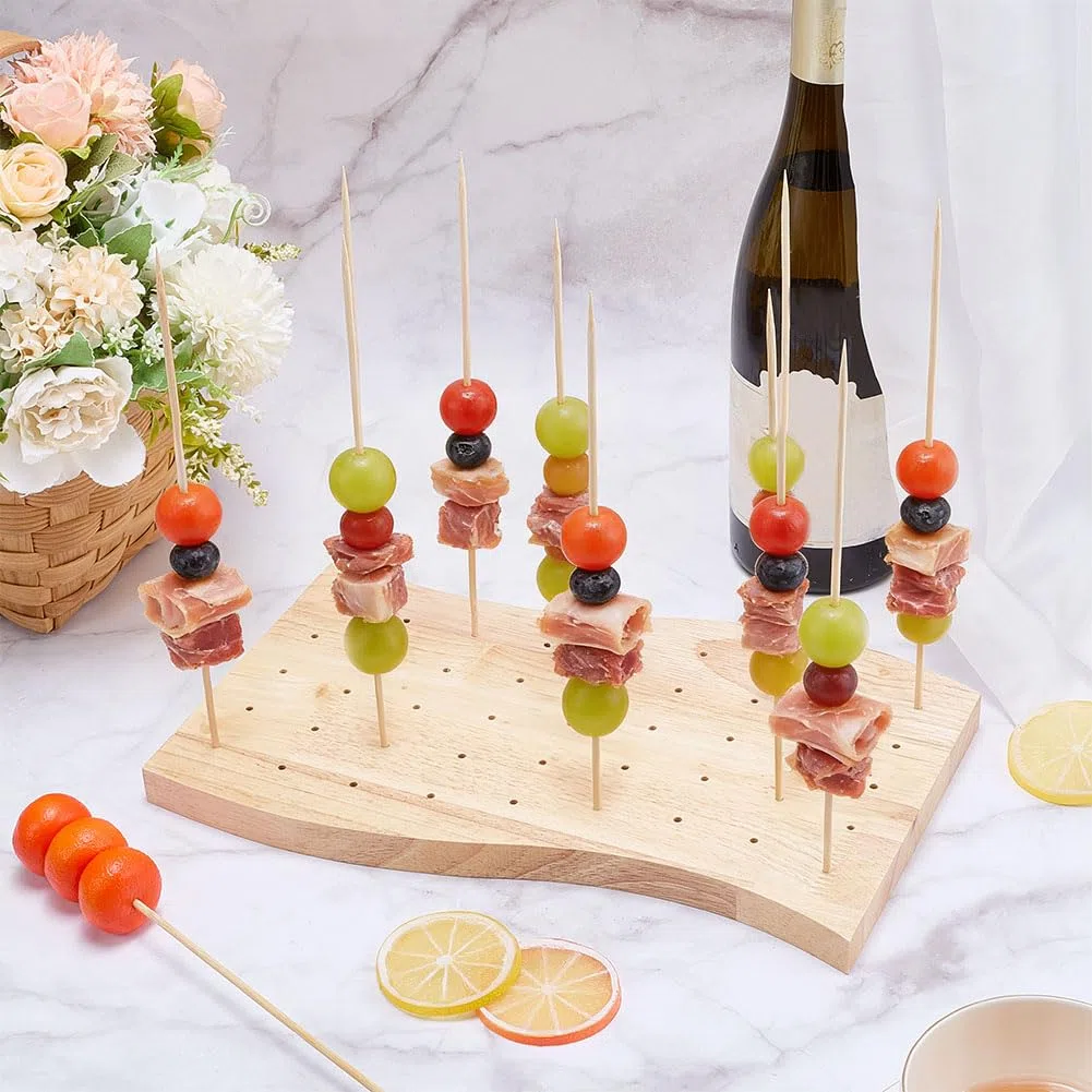 BENECREAT Porta Spiedini in Legno per Alimenti, Espositore per Spiedini A Forma di Onda da 30x16.7 cm A 45 Fori per Feste di Compleanno, Barbecue, Matrimoni O Vacanze, 18 mm di Spessore