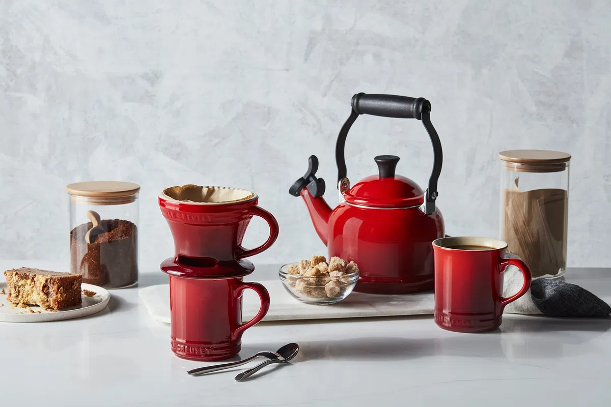 Le Creuset Bollitore Demi, Acciaio Smaltato, 1.1 L, Ciliegia, 92000900060000