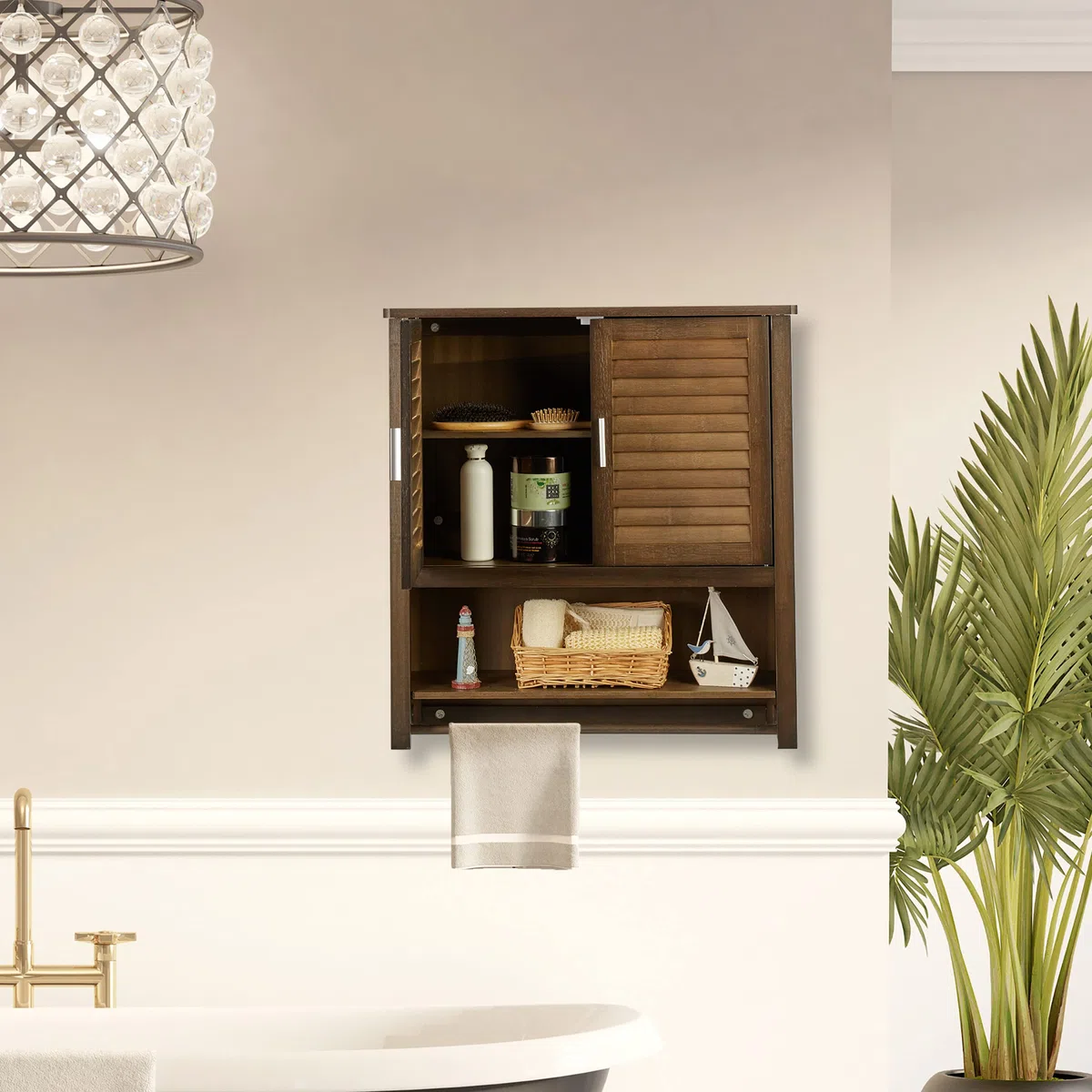 Relaxdays Mobile Pensile LAMELL, Armadietto con Portasciugamani, Mobiletto Bagno, Bambù, 66 x 62 x 20 cm, Marrone Scuro