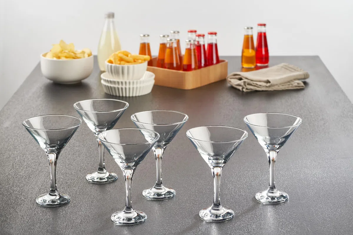 NEW YORK di Q.b. by MOPITA, Set 6 Coppe Martini in Vetro Trasparente, Bicchieri Vino con Capacità 175 ml, Linea Squadrata dal Design Contemporaneo e Elegante, Lavabile in Lavastoviglie, 6 Pezzi