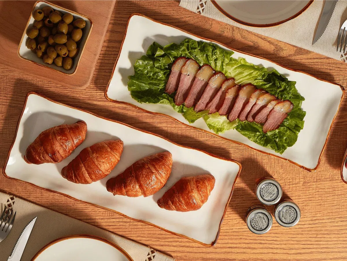 ONEMORE Set di 2 Piatti da Portata Rettangolari, Piatti Grandi in Porcellana 38 cm, Piatti da Portata Bianchi per Buffet, Sushi, Torte, Antipasti a Casa, Feste o al Ristorante, Bianco