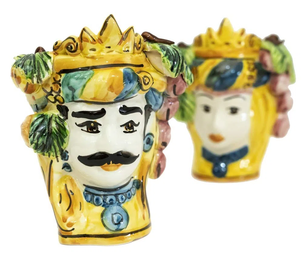 Generico Coppia teste di moro Caltagirone giallo in ceramica siciliana vasetti piccoli 15 cm