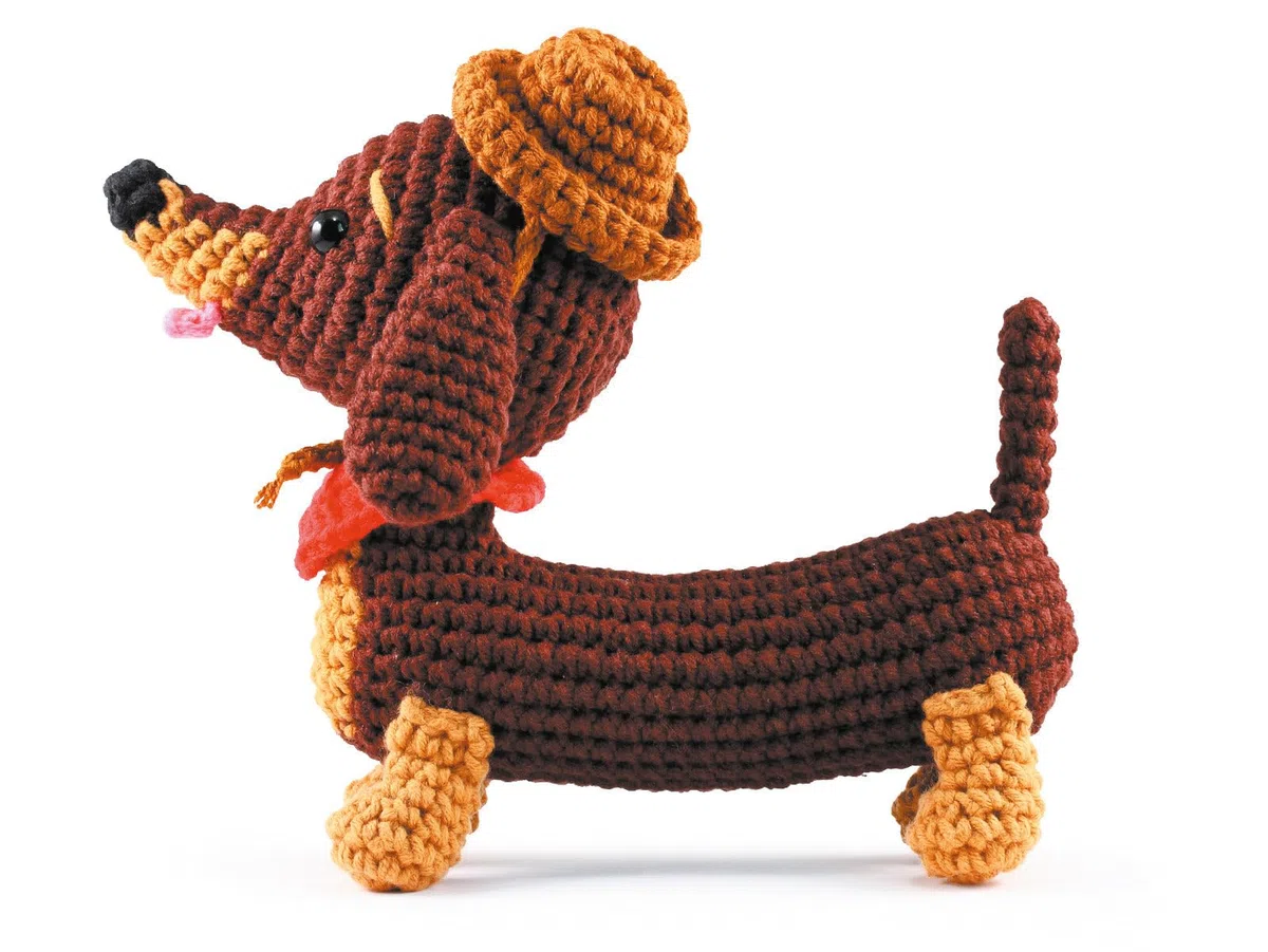 La mia scatola di peluche all'uncinetto Amigurumi - Bassotto