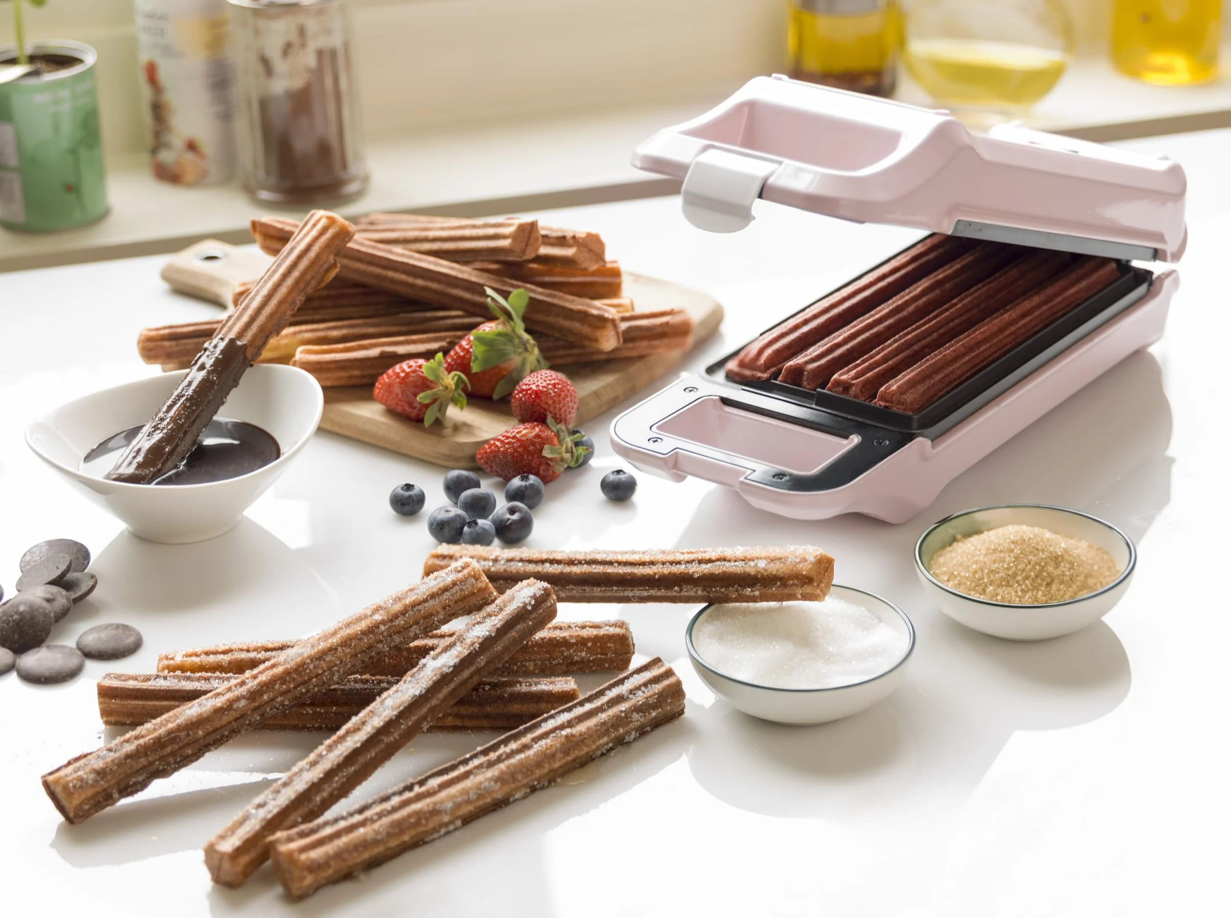 Bestron Churros Maker, piastra per waffle fino a 4 churros, macchina Churros, design Sweet Dreams, 700 Watt, colore: rosa