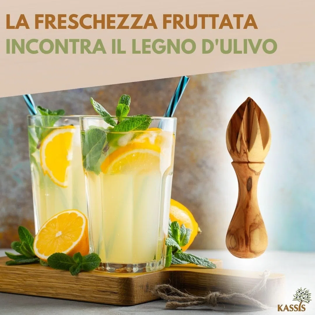 KASSIS Spremiagrumi in legno d'ulivo per succo fresco, per lime, per arance, fatto a mano 14 cm