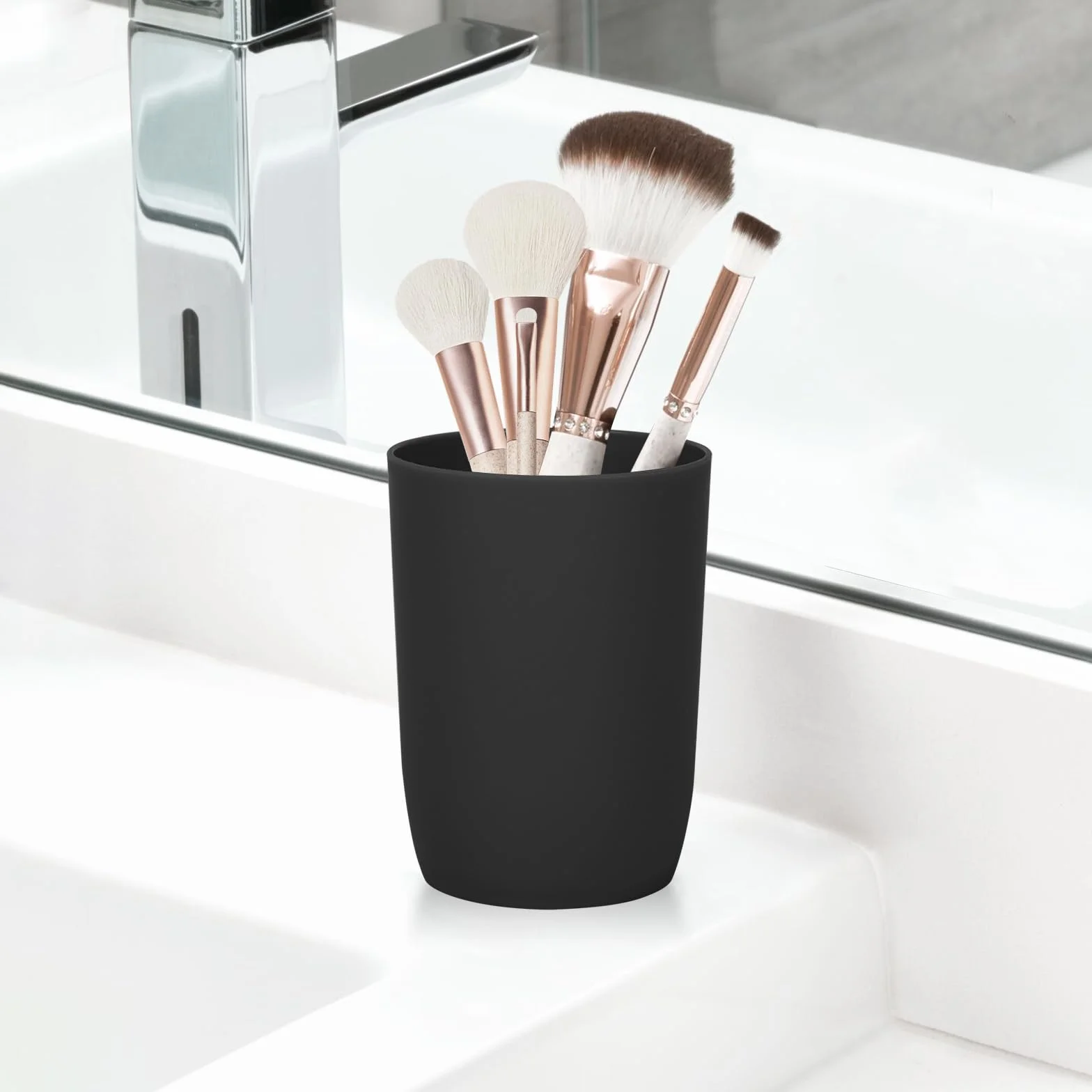 Set di 4 bicchieri per spazzolini da denti, impilabili, 280 ml, per bagno e viaggi, colore: nero AstraLoom