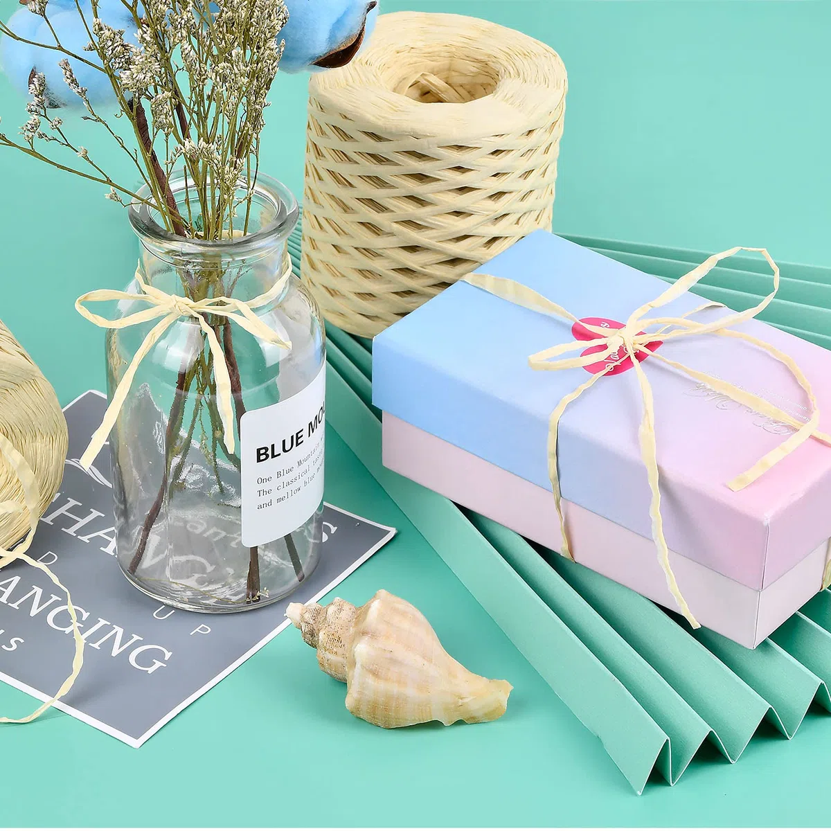3 Rotoli Nastro di Carta in Rafia, 200M Corda di Carta Rafia Naturale per Uncinetto, Imballaggio di Carta Spago Rafano per Confezioni Regalo, Fai da Te Artigianato Decorazione, Tessitura (Naturale)
